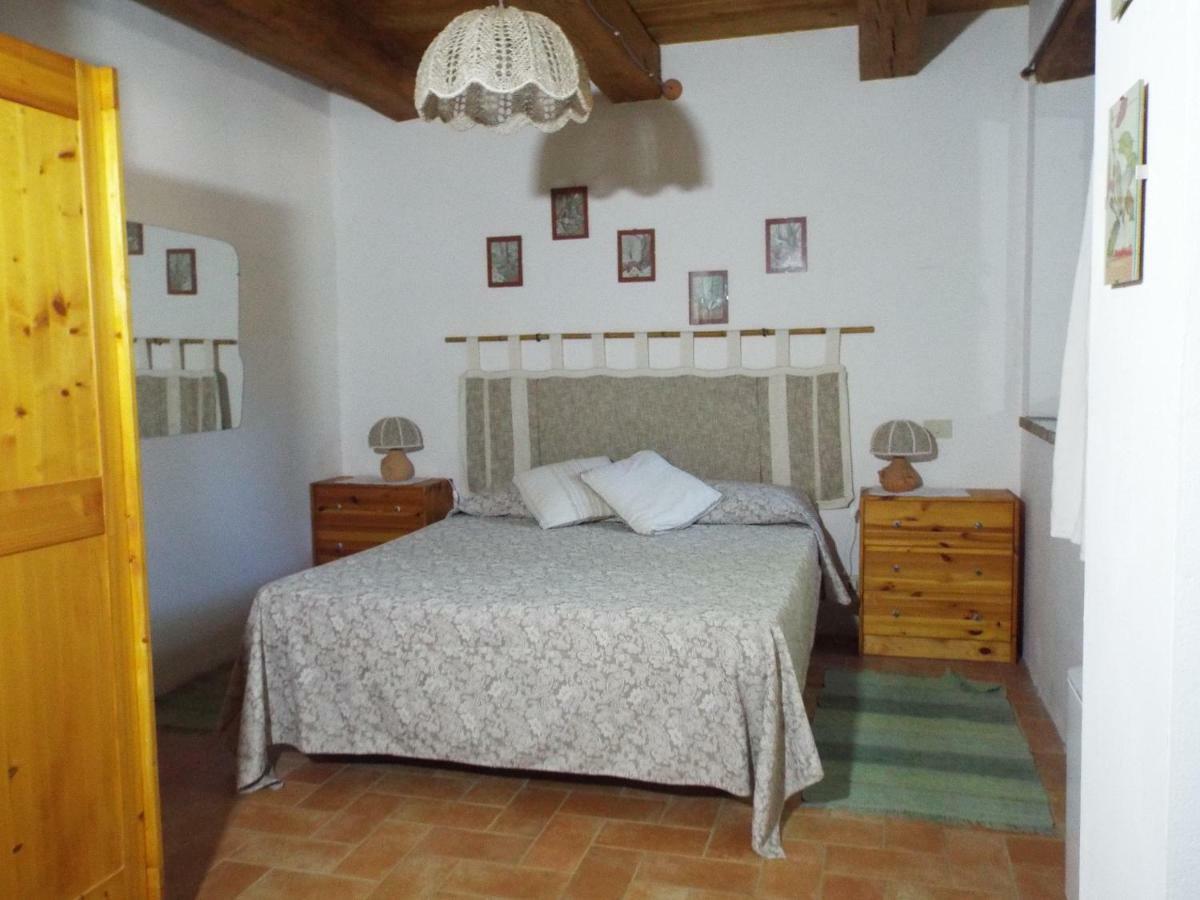 Agriturismo Frallarenza Ficulle Bagian luar foto